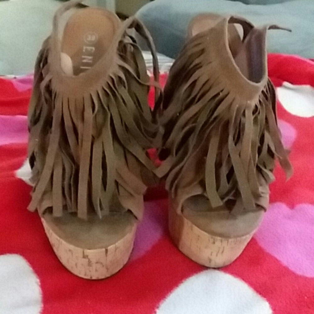 Enigma gorgeous super suede fringe shoes